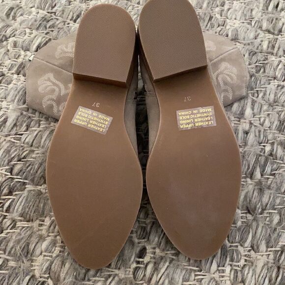 Anthropologie Silent D Zofie Suede Western Ankle Boot in Beige US 7 - Picture 8 of 10